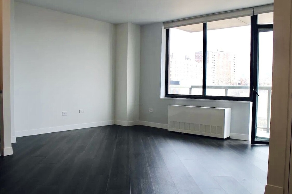 250 East Houston Street - Photo 0