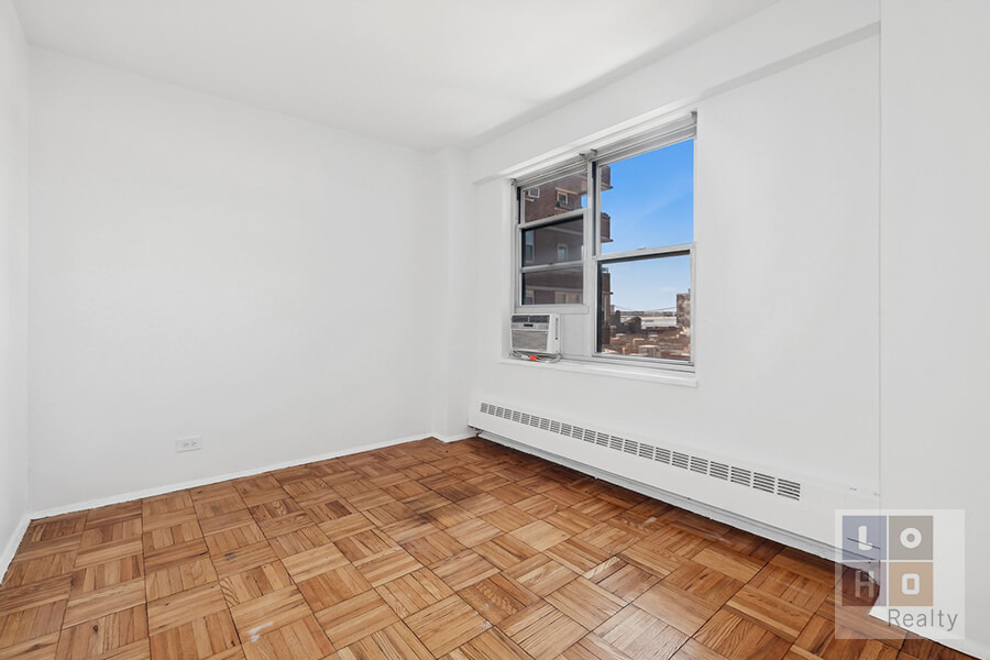 575 Grand Street - Photo 11