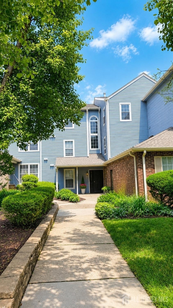 4313 Bayberry Court - Photo 2