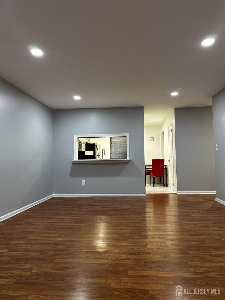 701 Woodbridge Commons Way - Photo 3