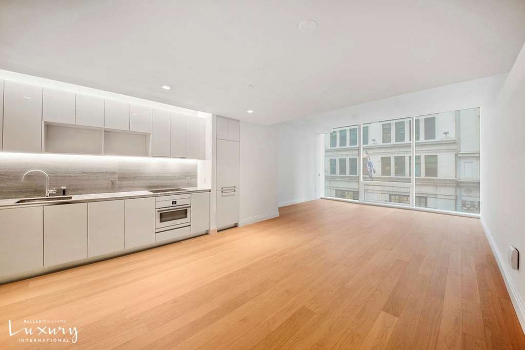 1 Wall Street - Photo 3
