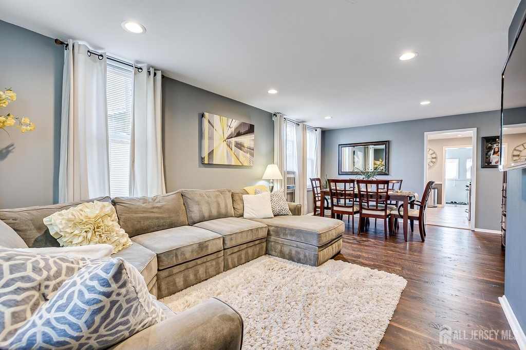 361 Rudolph Avenue - Photo 3