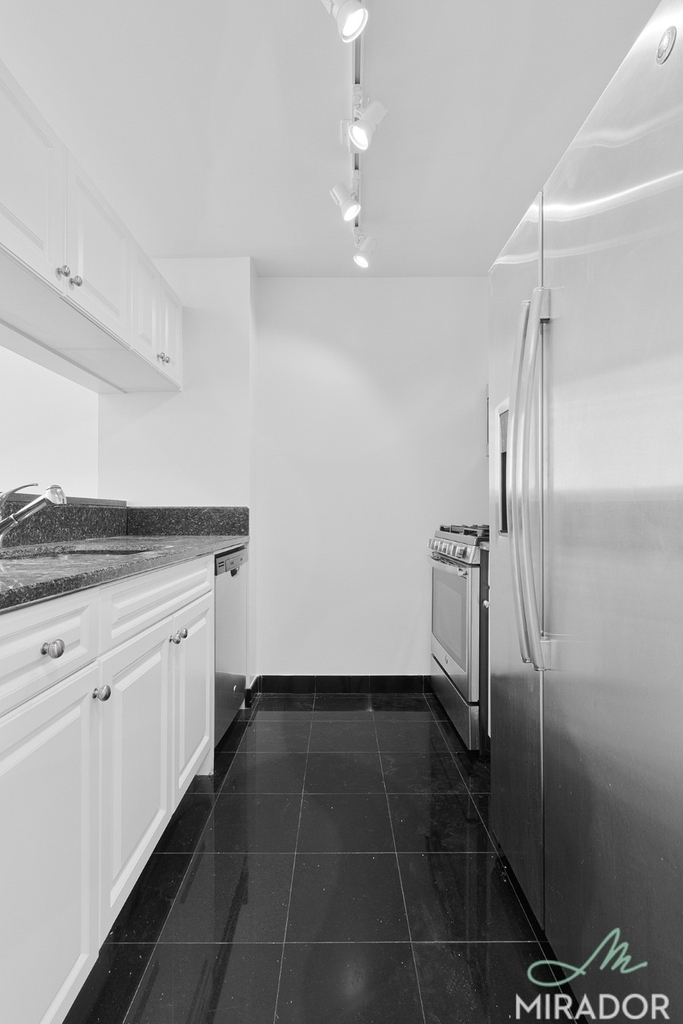 60 W 23rd Street - Photo 2