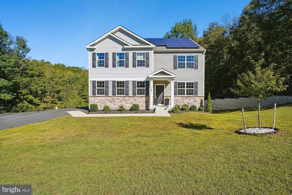 146 Pinewood Road - Photo 0