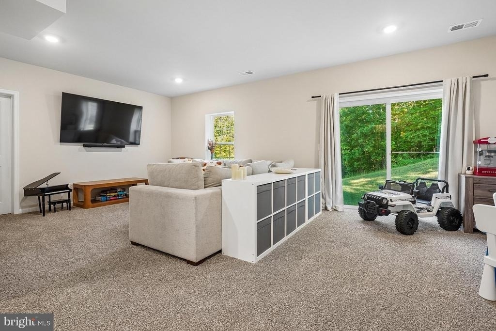 146 Pinewood Road - Photo 42