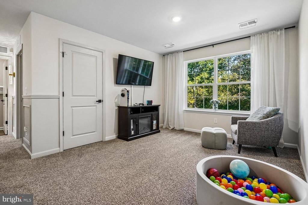 146 Pinewood Road - Photo 40