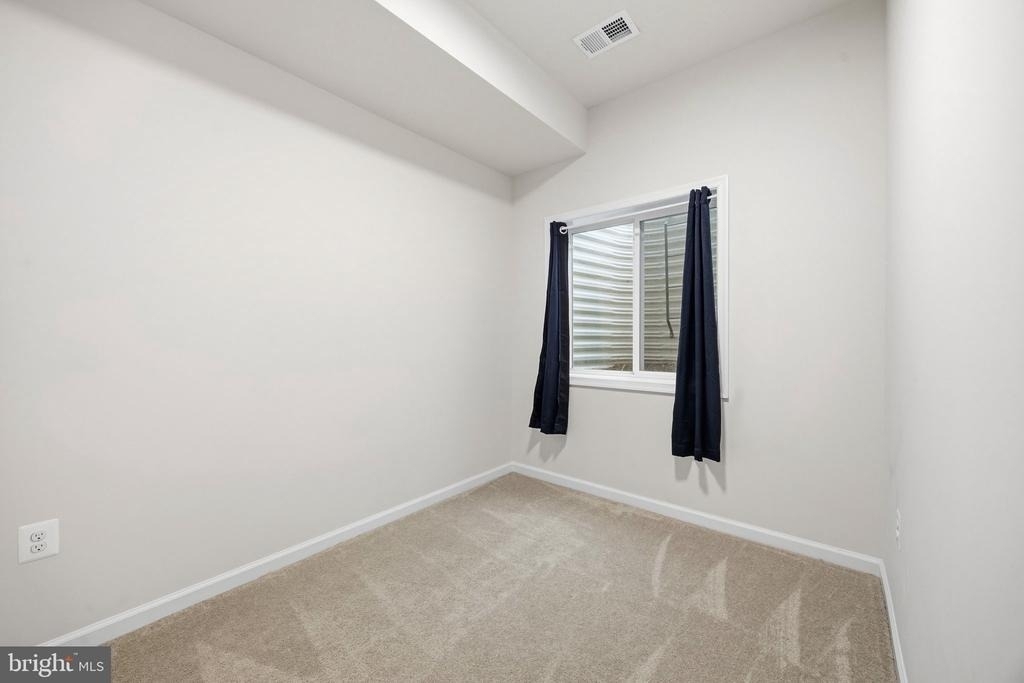 622 Streamview Drive - Photo 24