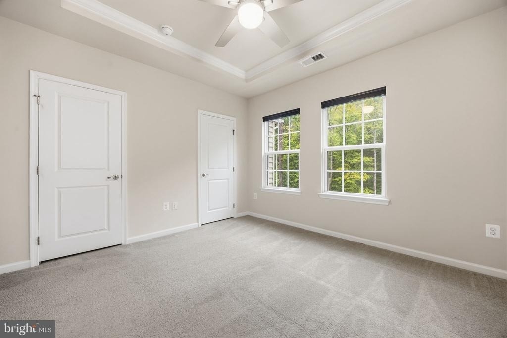 622 Streamview Drive - Photo 14