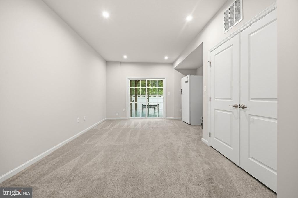 622 Streamview Drive - Photo 22