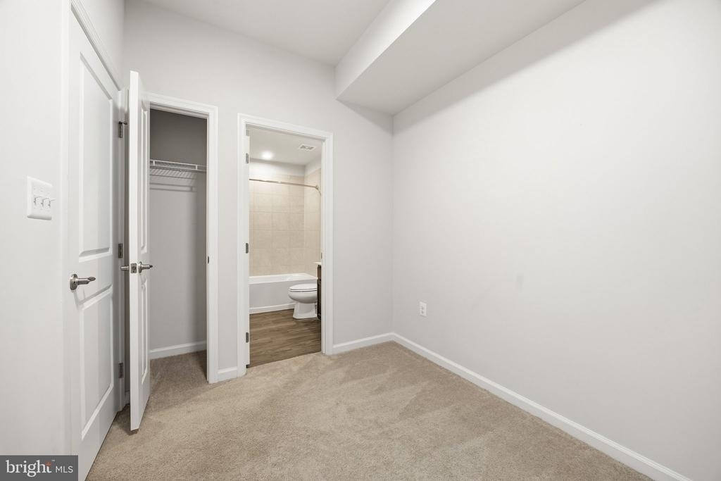 622 Streamview Drive - Photo 25