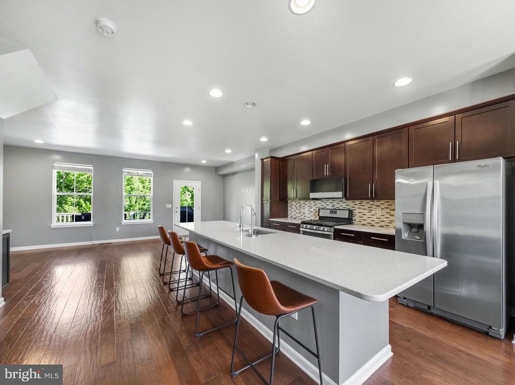 1512 Hudgins Farm Circle - Photo 2