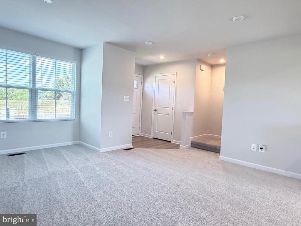 785 Hisey Avenue - Photo 10