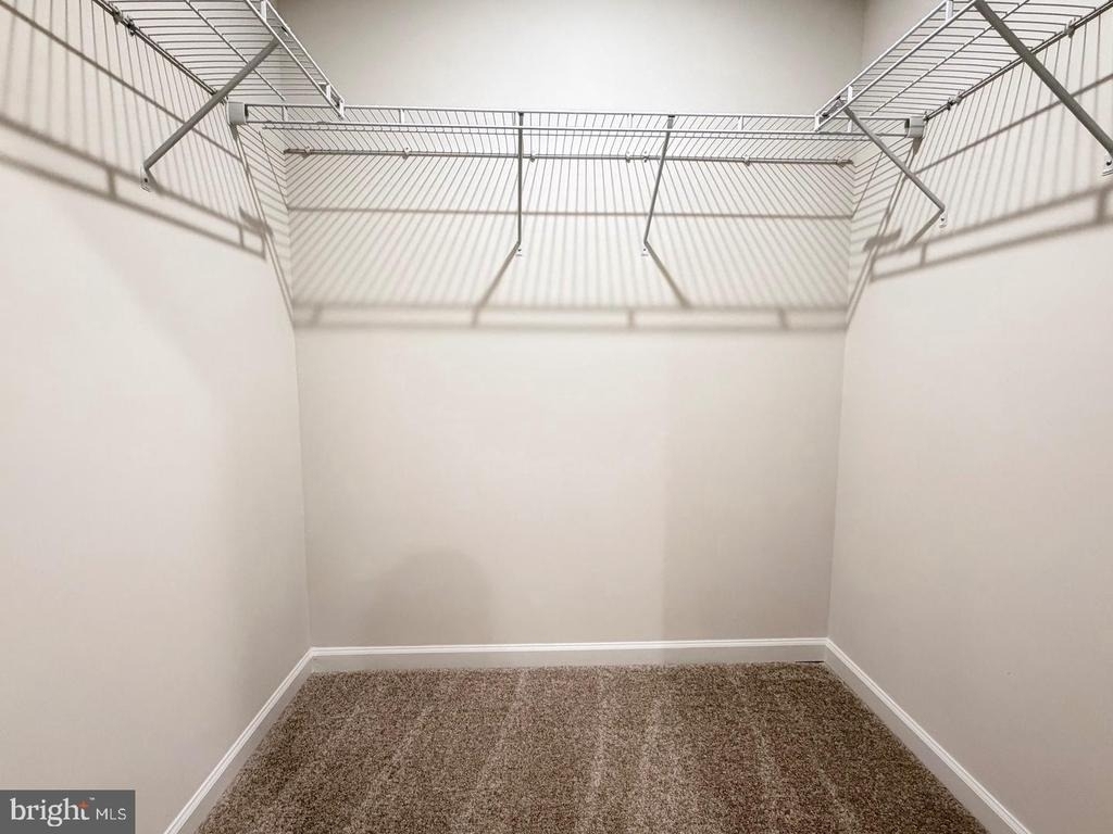785 Hisey Avenue - Photo 16
