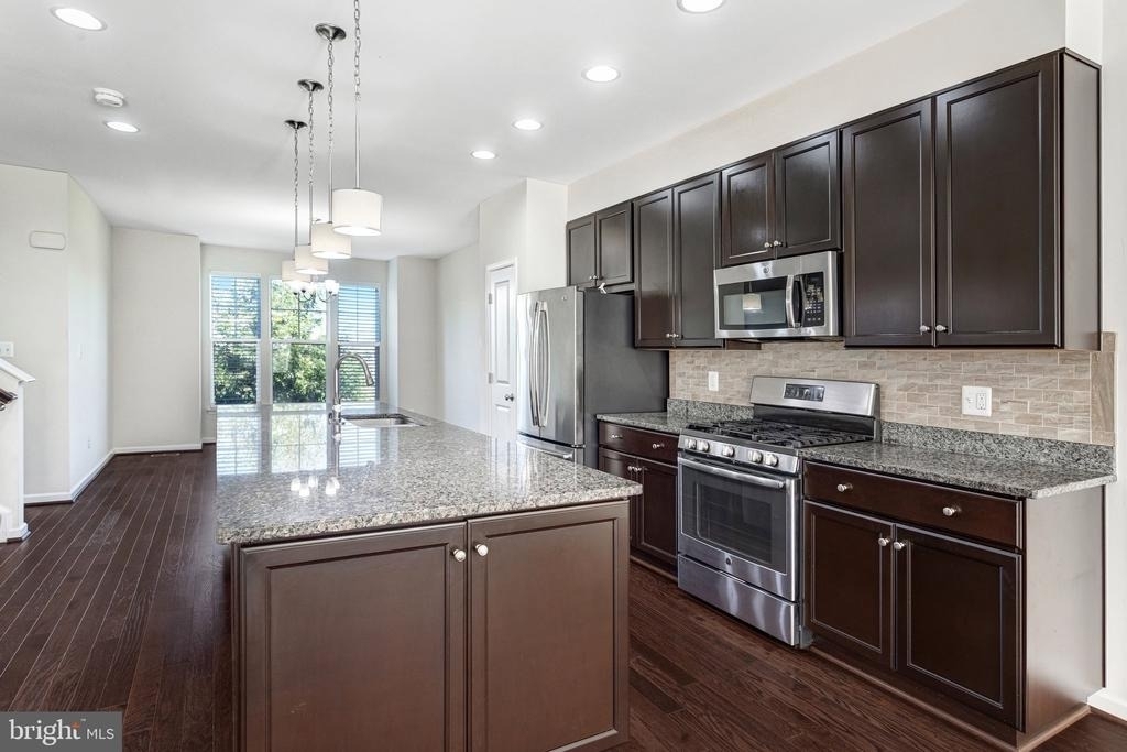 8940 Dahlgren Ridge Road - Photo 3