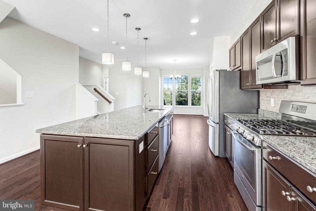 8940 Dahlgren Ridge Road - Photo 4