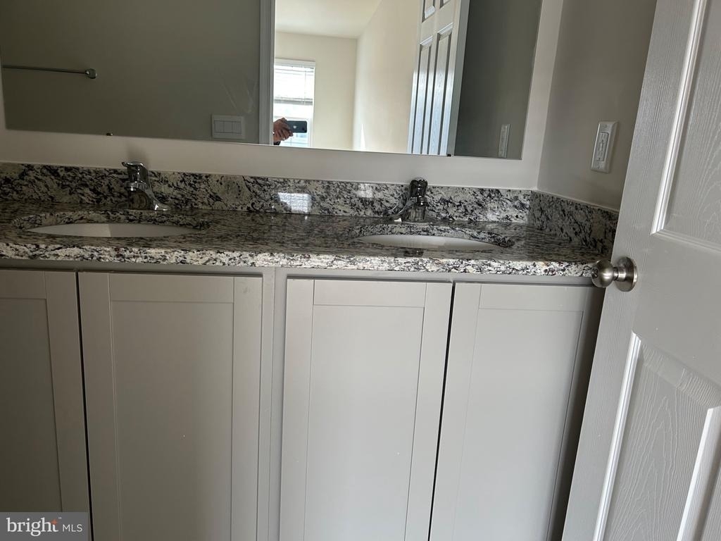 131 Rae Court - Photo 14