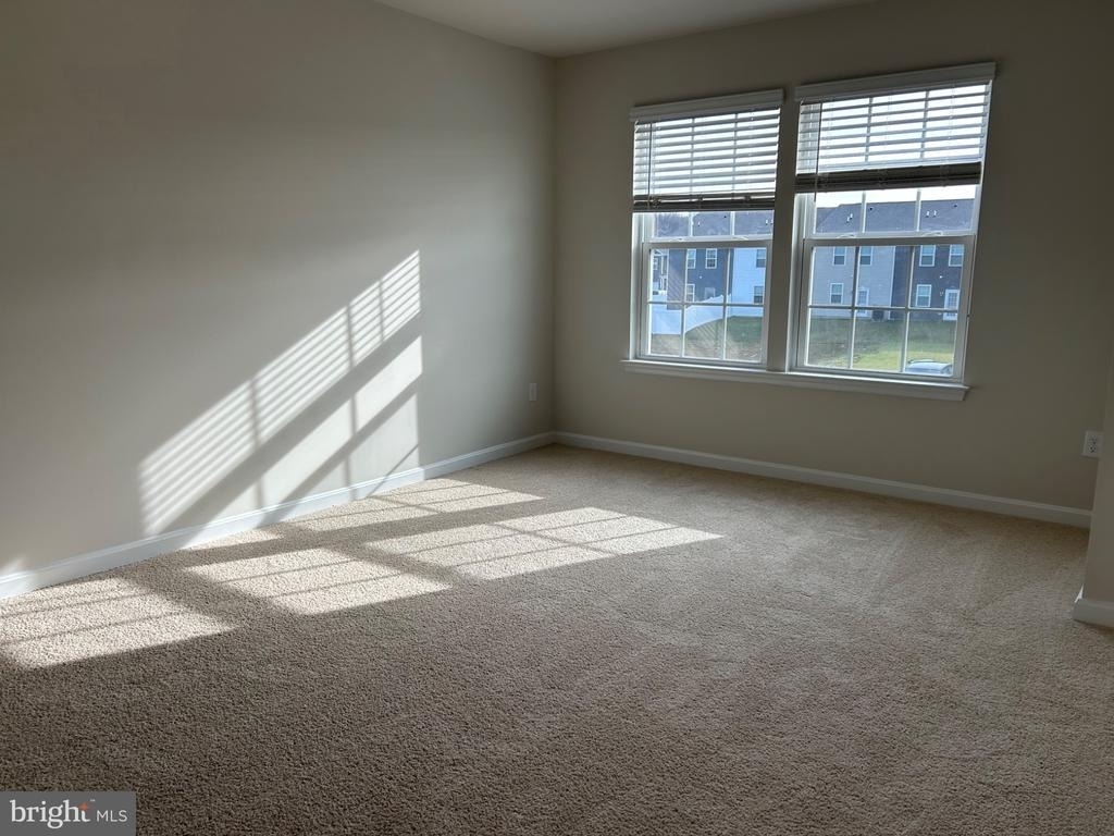 131 Rae Court - Photo 11