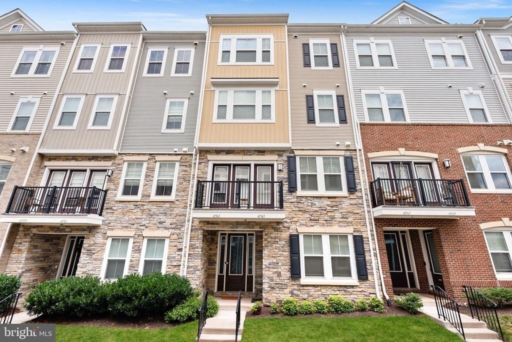 41963 Pickwick Mill Terrace - Photo 1