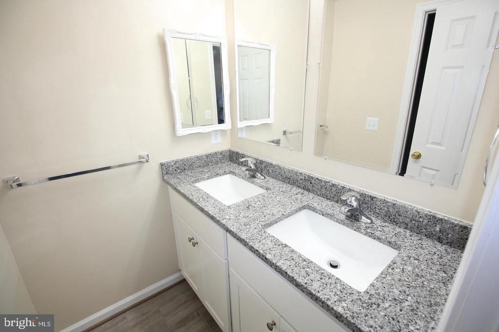 48 Monarch Drive - Photo 17