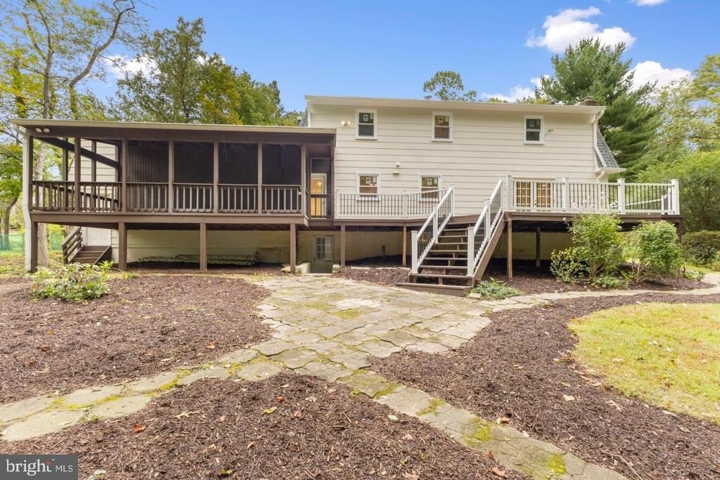 4408 Banff Street - Photo 31