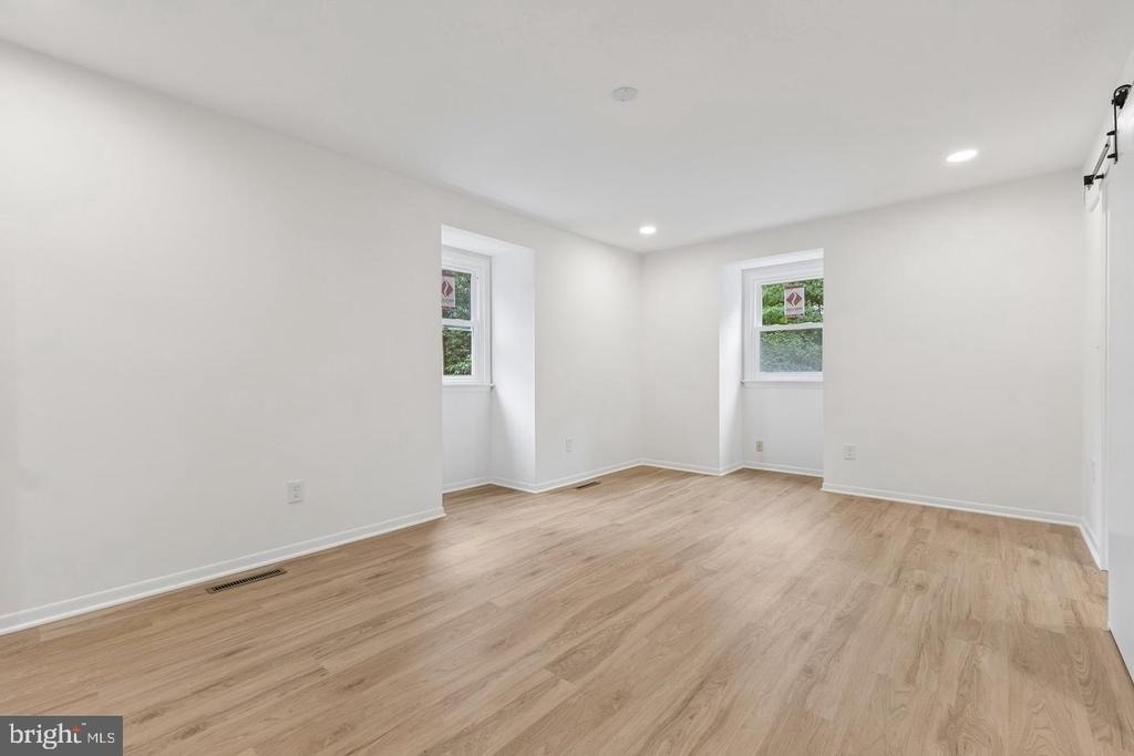 4408 Banff Street - Photo 23