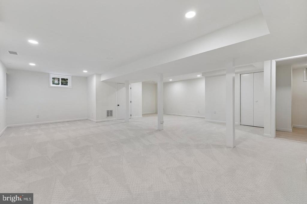4408 Banff Street - Photo 26
