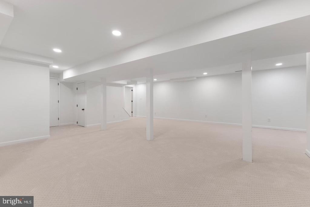 4408 Banff Street - Photo 29