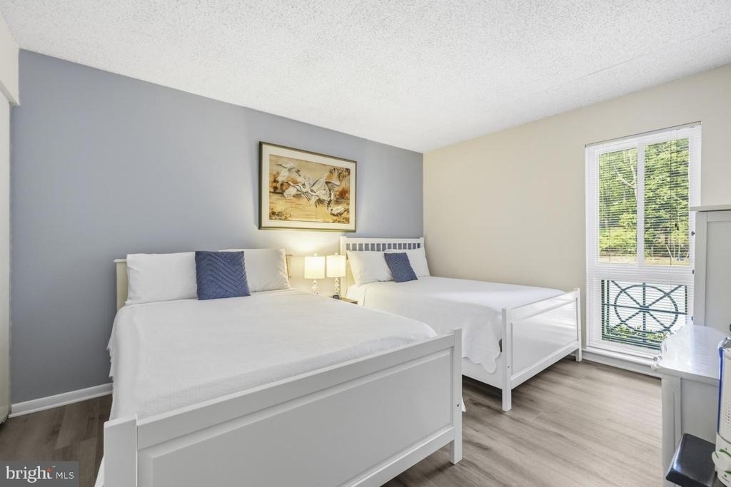 11815 Breton Court - Photo 11