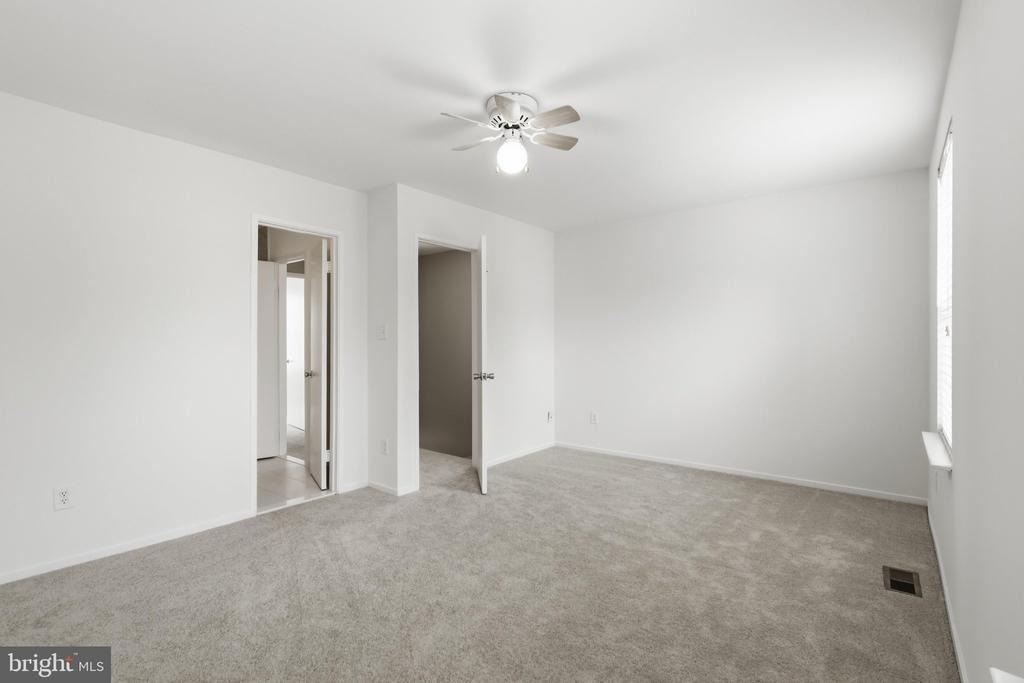 5906 Bridgetown Court - Photo 20