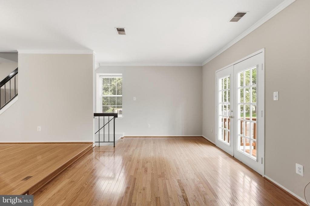 5906 Bridgetown Court - Photo 4