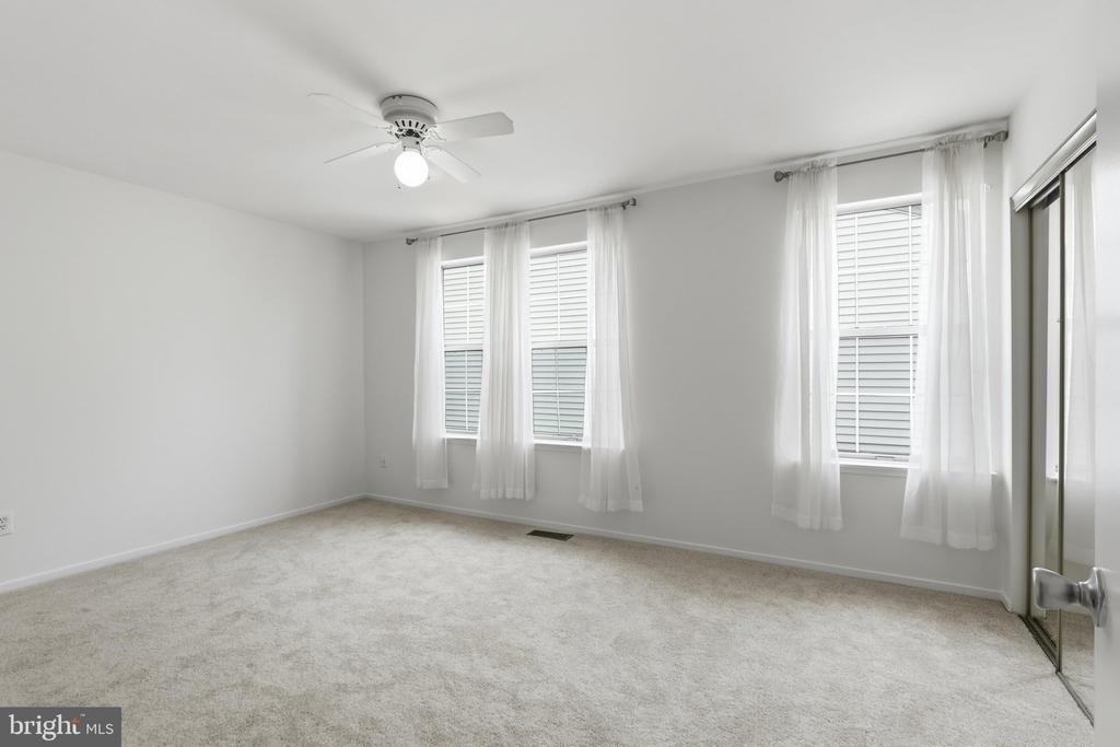 5906 Bridgetown Court - Photo 14