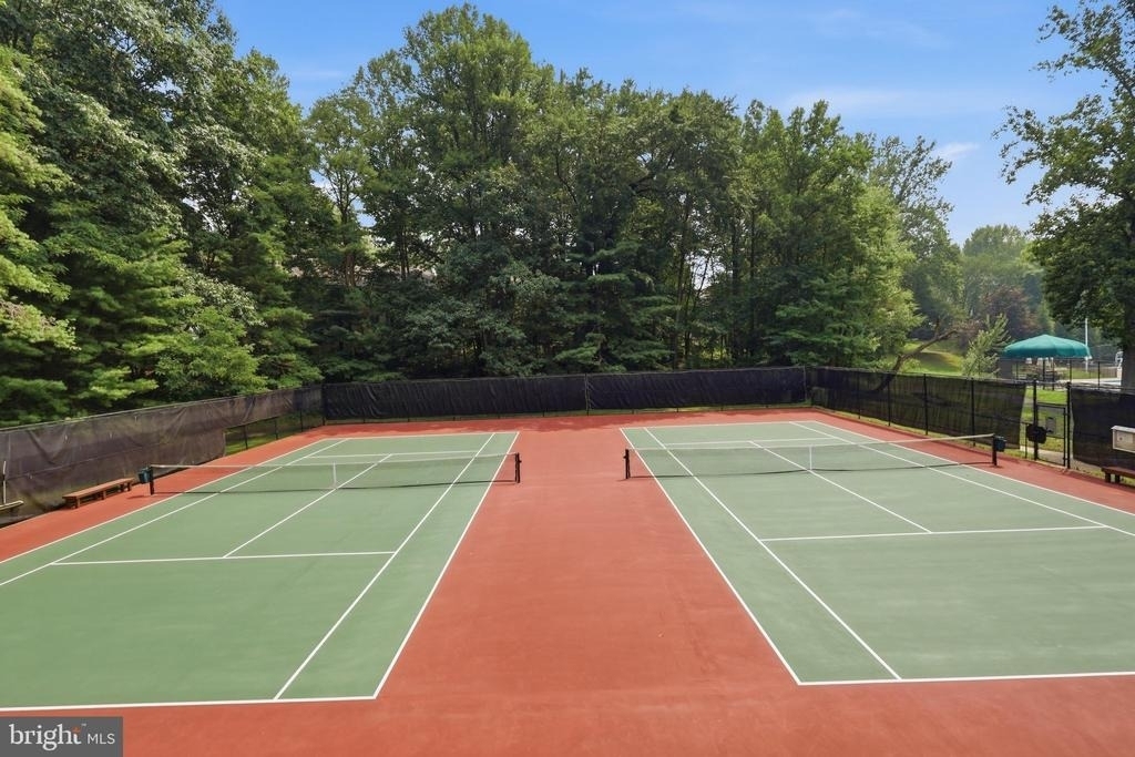 5906 Bridgetown Court - Photo 33
