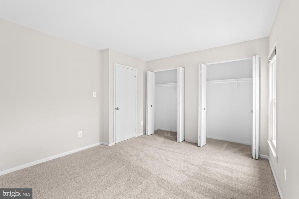 8483 Laurel Oak Drive - Photo 11