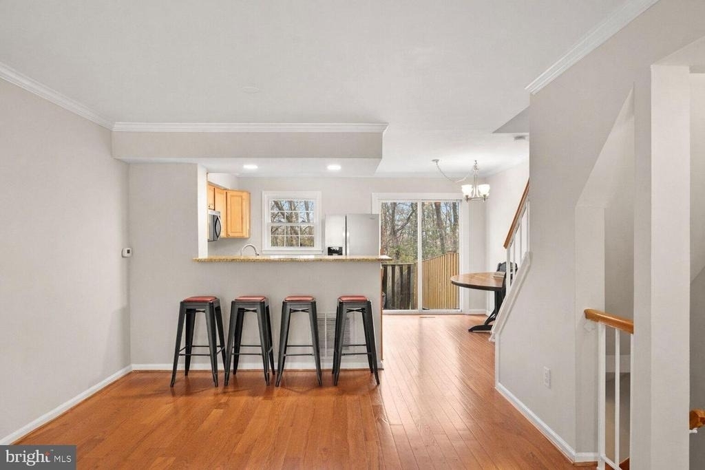 8483 Laurel Oak Drive - Photo 3