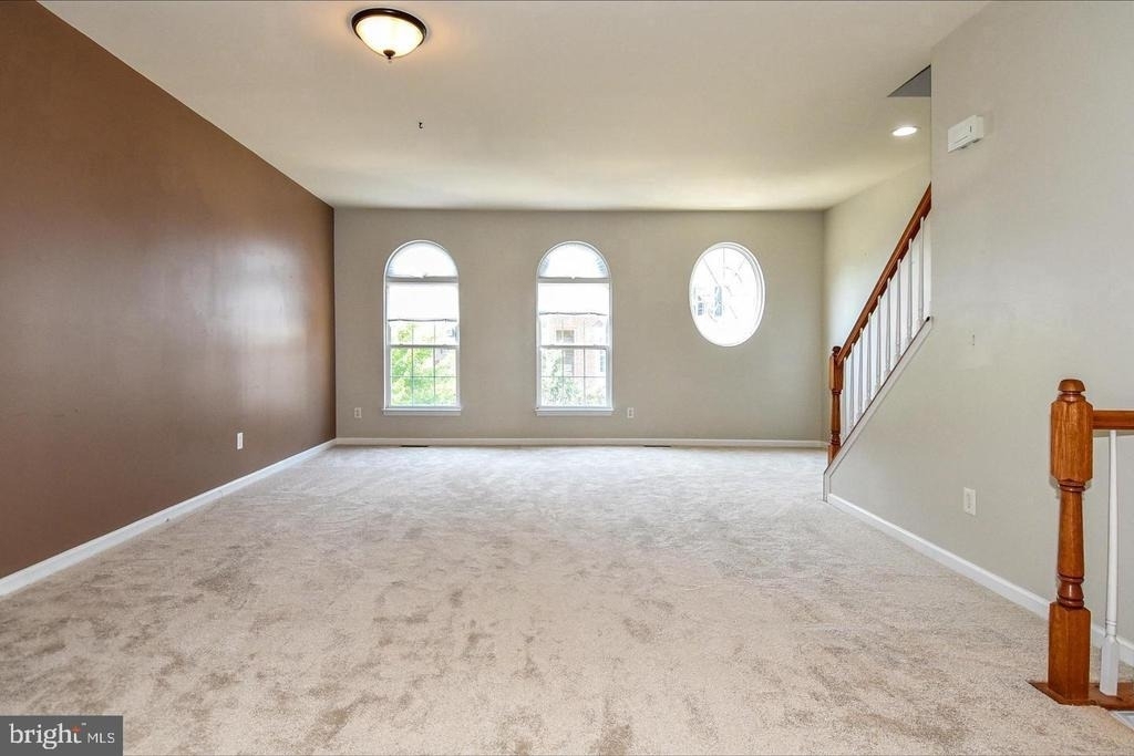 7810 Locust Leaf Lane - Photo 14