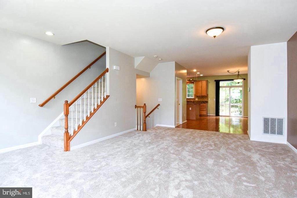 7810 Locust Leaf Lane - Photo 17