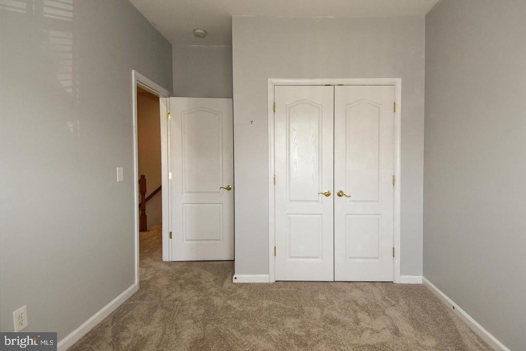 7810 Locust Leaf Lane - Photo 25