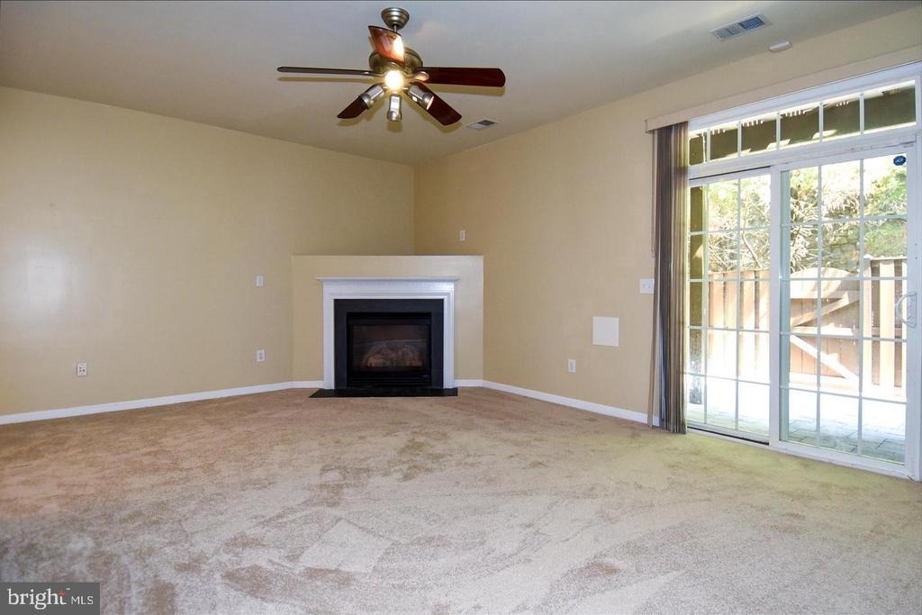7810 Locust Leaf Lane - Photo 5