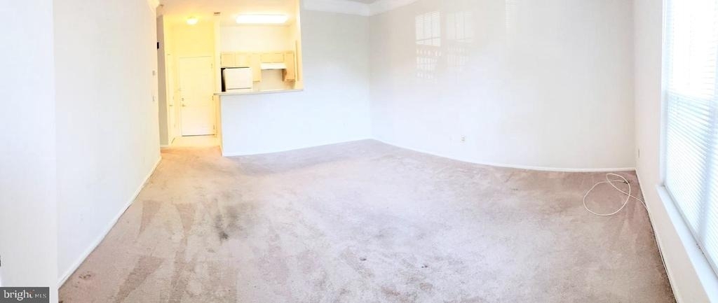 1521 Spring Gate Drive - Photo 3
