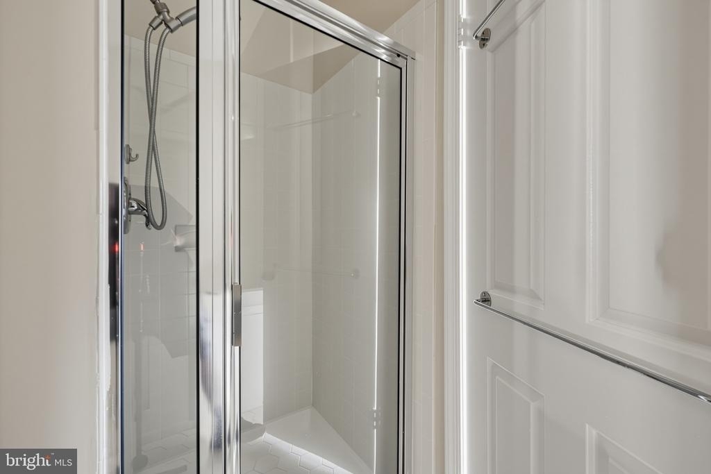 7427 Salford Court - Photo 9