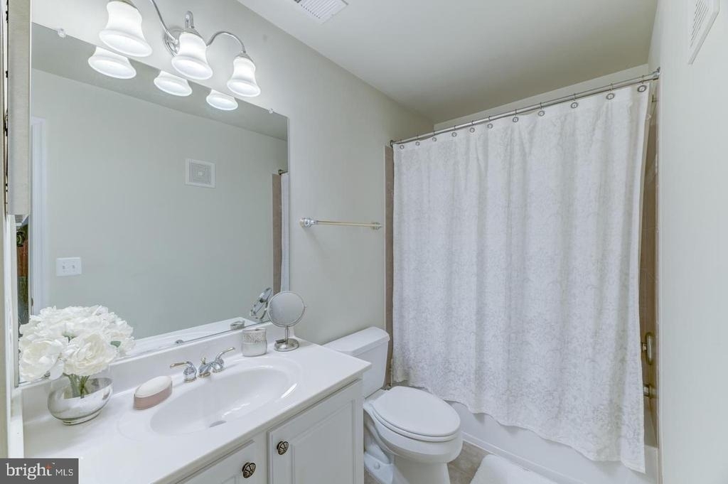 7131 Huntley Creek Place - Photo 24