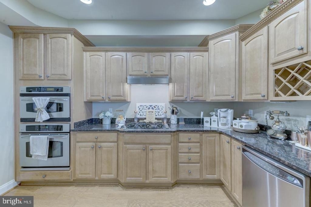 7131 Huntley Creek Place - Photo 7