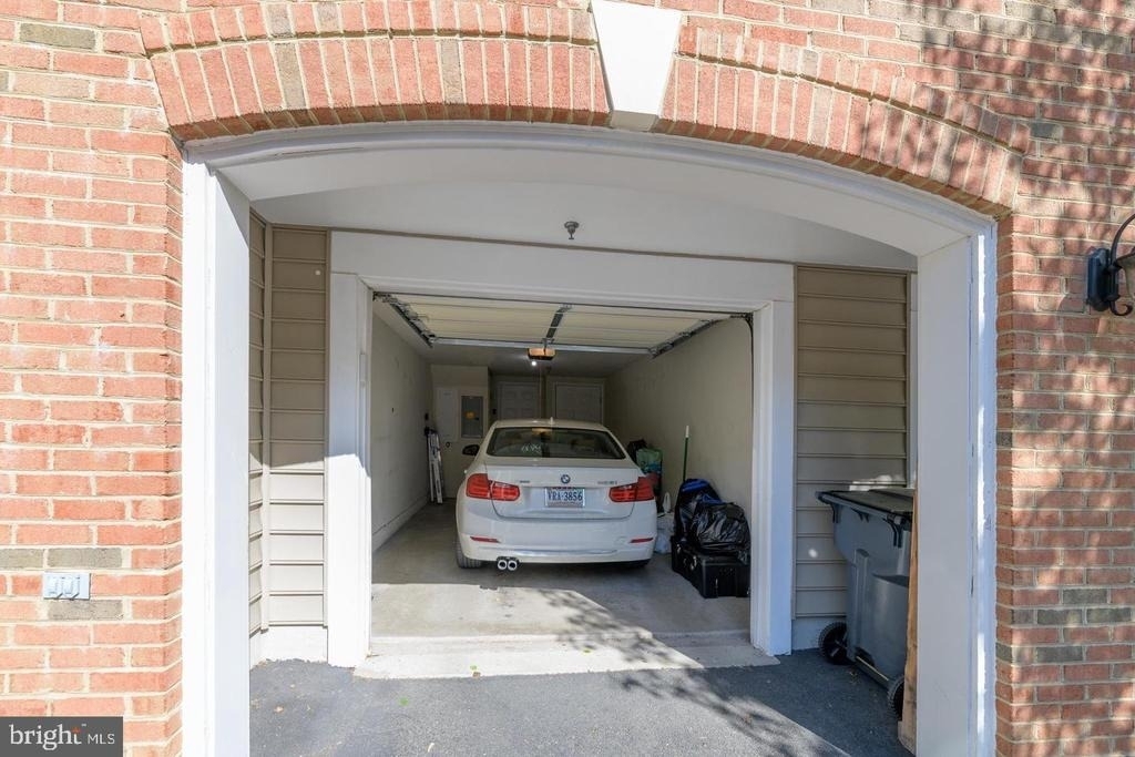 7131 Huntley Creek Place - Photo 28