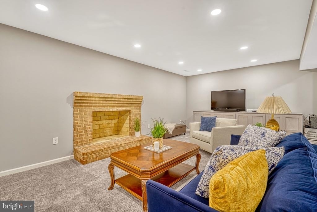 1363 Macbeth Street - Photo 28