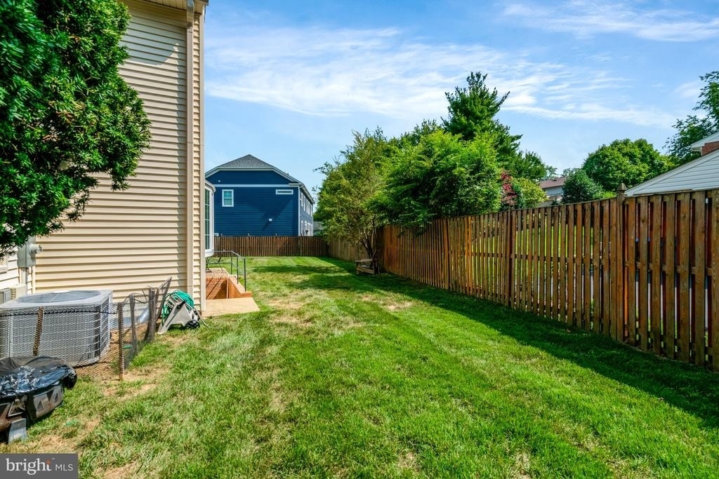 1363 Macbeth Street - Photo 40