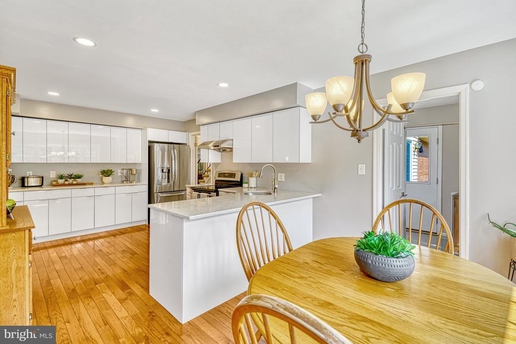 1363 Macbeth Street - Photo 8