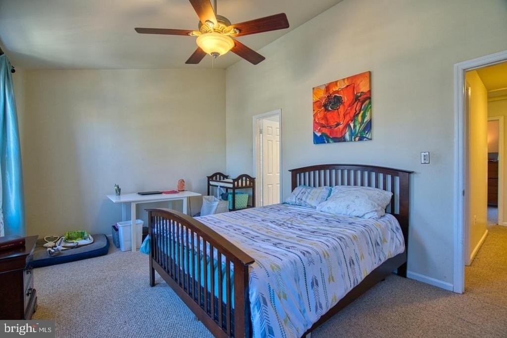 6137 Summer Park Lane - Photo 13