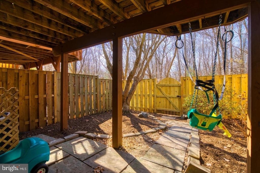 6137 Summer Park Lane - Photo 17