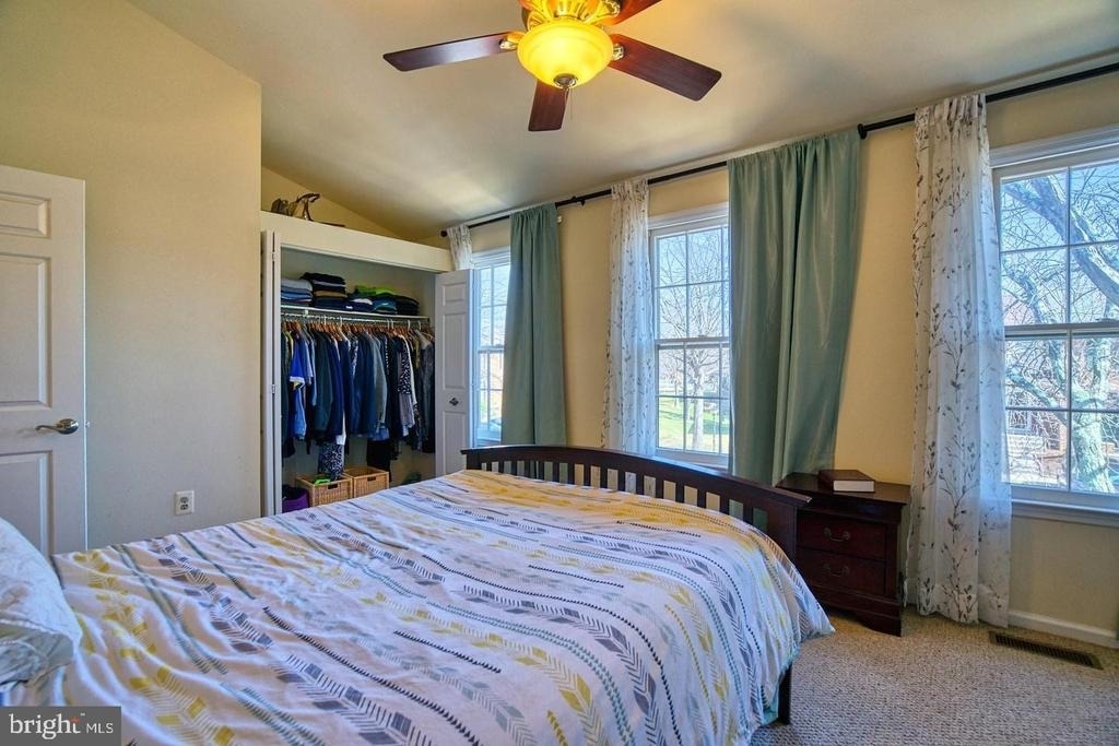 6137 Summer Park Lane - Photo 11