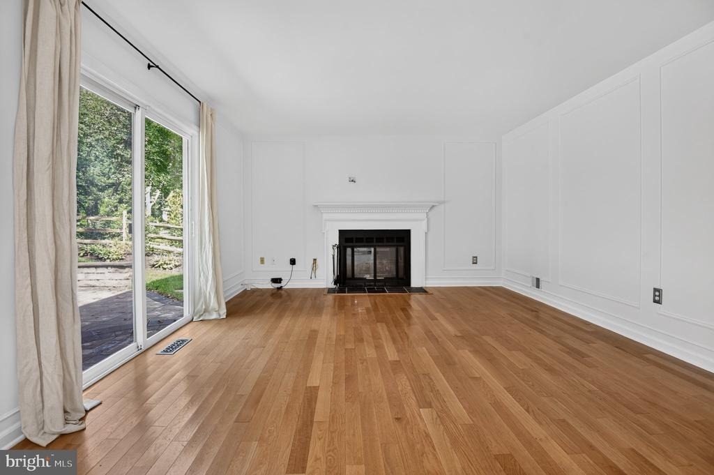 6143 Poburn Landing Court - Photo 10